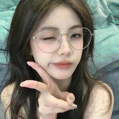 放开那个女巫 动态漫海报